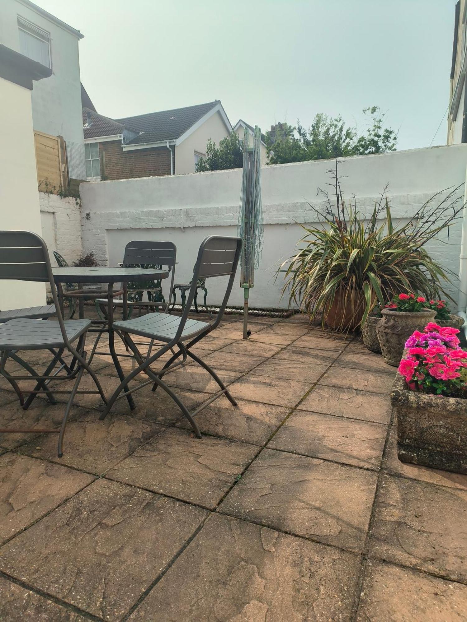 Southsea Historic Gem - Elegant Apartments 포츠머스 외부 사진
